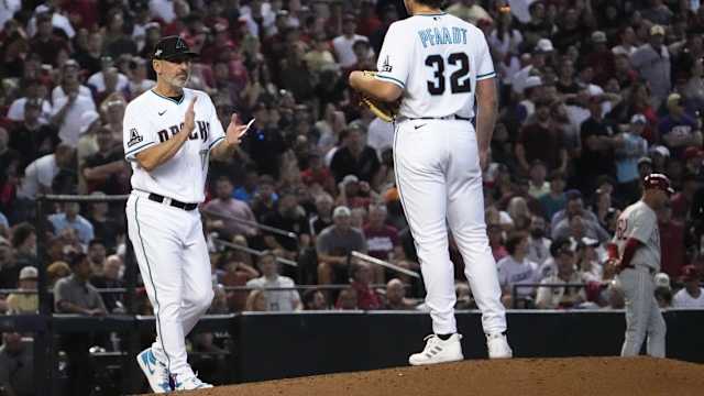 Lovullo pulls Pfaadt after 5+ great innings